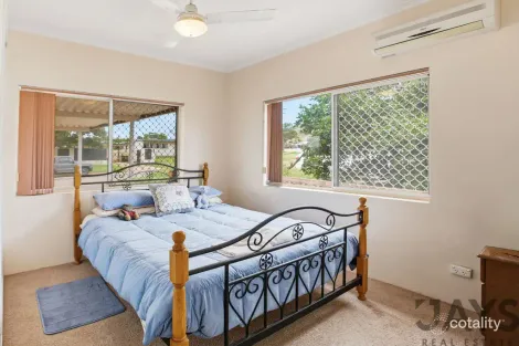 Property photo of 41 Hinkler Crescent Sunset QLD 4825