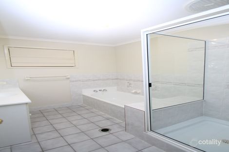 Property photo of 10 Myrtle Court Kin Kora QLD 4680