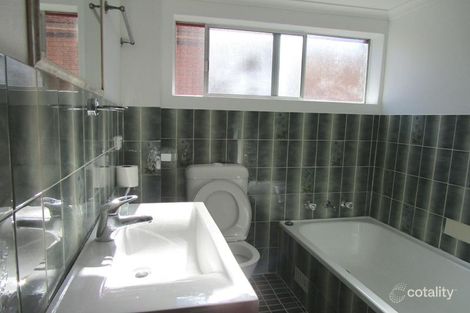 Property photo of 8/8 Myrtle Street Coniston NSW 2500