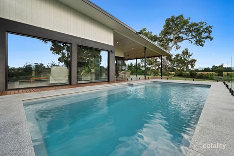 Property photo of 11 Saddle Court Mansfield VIC 3722