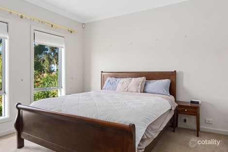 Property photo of 11 Kingfisher Crescent Encounter Bay SA 5211