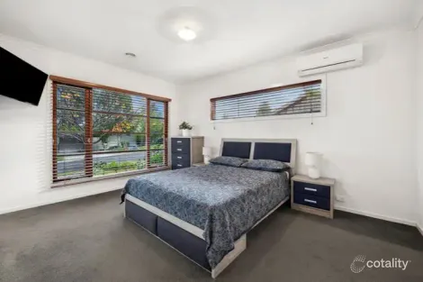 Property photo of 6 Lanner Way Doreen VIC 3754