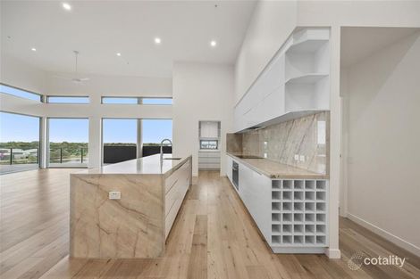 Property photo of 805/1 Waterside Retreat Birtinya QLD 4575