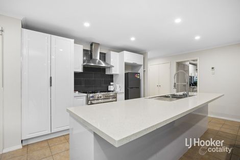 Property photo of 15 Dorrington Street Point Cook VIC 3030
