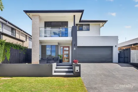 Property photo of 8 Avoca Place Redland Bay QLD 4165