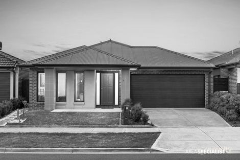 Property photo of 5 Arkaba Way Werribee VIC 3030