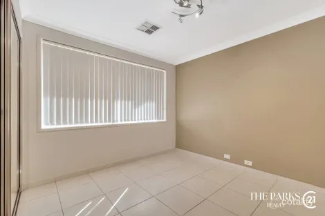 Property photo of 3 Procter Close Abbotsbury NSW 2176