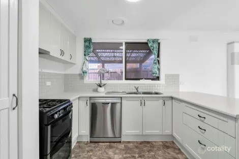 Property photo of 9 Clitheroe Drive Wyndham Vale VIC 3024