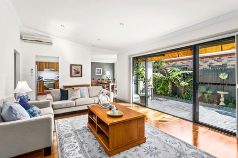 Property photo of 2/74-78 Balmoral Street Balgownie NSW 2519