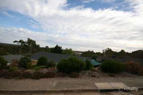 5 Jerilderie Dr, Happy Valley, SA 5159