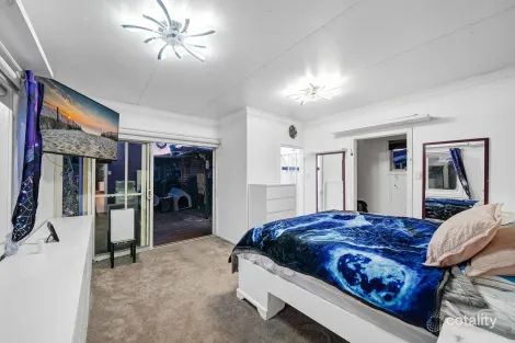 Property photo of 26 Picasso Crescent Old Toongabbie NSW 2146