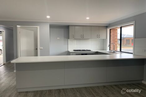 Property photo of 14 Aspendale Crescent Shepparton VIC 3630