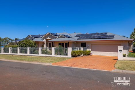 Property photo of 19 Haslingden Drive Redland Bay QLD 4165