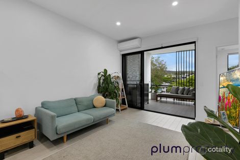 Property photo of 18/27 Stanley Street Indooroopilly QLD 4068
