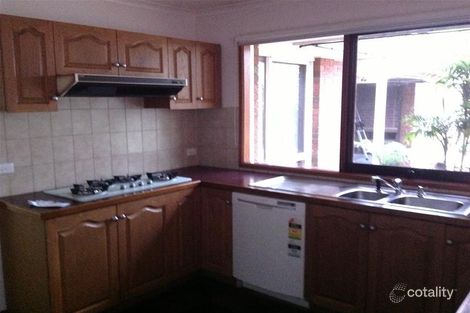 Property photo of 12 Shearer Close Hoppers Crossing VIC 3029