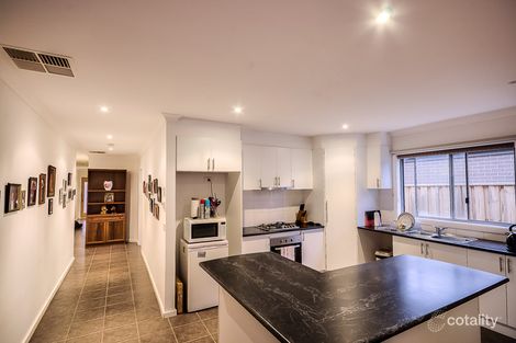 Property photo of 36 Larson Avenue Tarneit VIC 3029