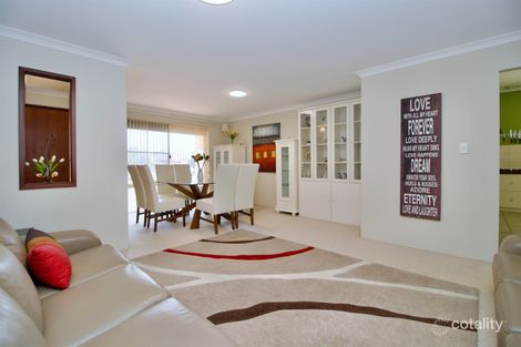 Property photo of 6 Parkland Drive Warnbro WA 6169