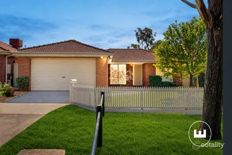 7 WALTHAM MEWS, CRANBOURNE EAST, VIC 3977