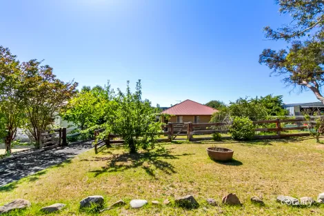 Property photo of 12 Marsh Street Uralla NSW 2358
