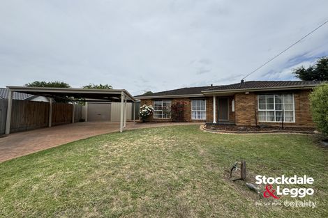 11 Mackinnon Ct, Attwood, VIC 3049