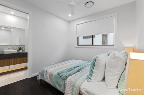 Property photo of 8948 The Point Circuit Hope Island QLD 4212