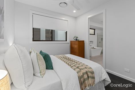 Property photo of 8948 The Point Circuit Hope Island QLD 4212