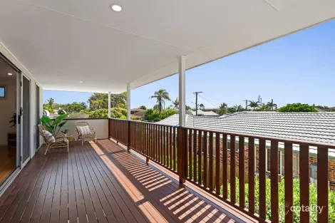Property photo of 23 Satinbird Place Bokarina QLD 4575
