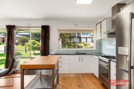 Property photo of 64 Red Rocks Road Cowes VIC 3922