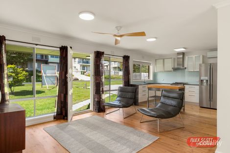Property photo of 64 Red Rocks Road Cowes VIC 3922
