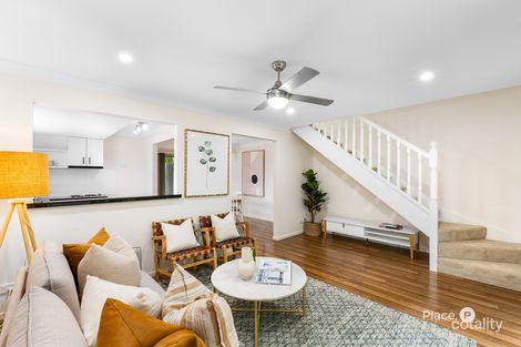 Property photo of 1/17 Grosvenor Street Balmoral QLD 4171