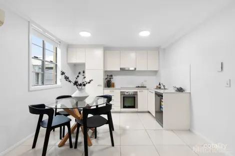 Property photo of 8/233 Cope Street Waterloo NSW 2017