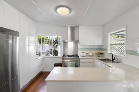 Property photo of 153 Greenslopes Street Edge Hill QLD 4870