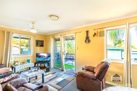 Property photo of 2 Cypress Crescent Stapylton QLD 4207