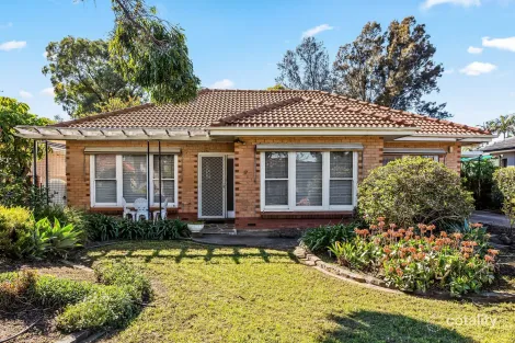 17 Emery Rd, Campbelltown, SA 5074