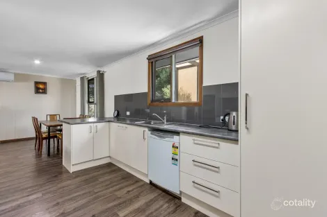 Property photo of 18 Scarlet Runner Road The Pines SA 5577