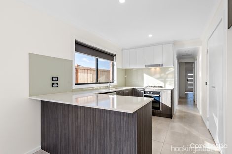 Property photo of 5 Escapade Street Tarneit VIC 3029