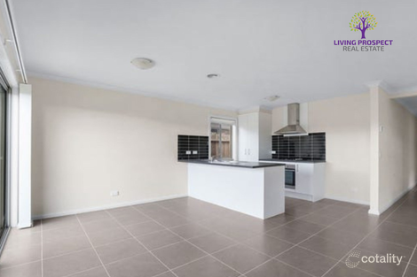 Property photo of 37 Toolern Waters Drive Weir Views VIC 3338