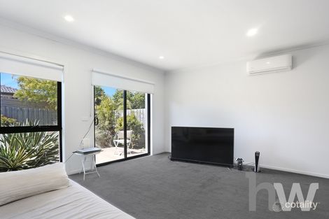 Property photo of 13/9 Moretti Court Marshall VIC 3216