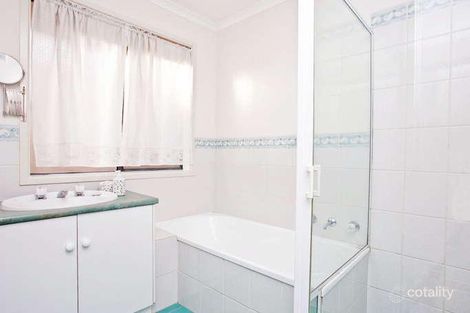 Property photo of 4 Buckingham Court Windsor Gardens SA 5087