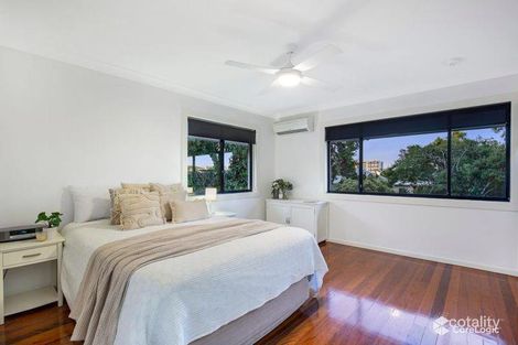 Property photo of 42 Saint Leonards Street Coorparoo QLD 4151