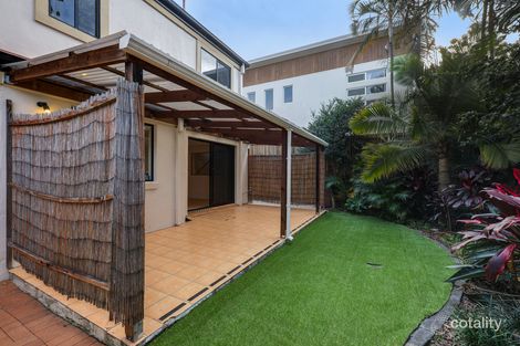 Property photo of 3/125 Pohlman Street Southport QLD 4215
