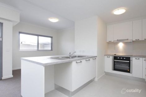 4/7 Streatham St, Beckenham, WA 6107