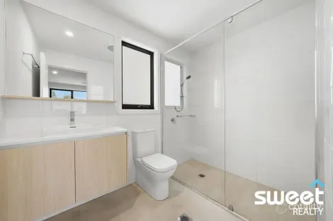 Property photo of 30 Flyer Glade Blacktown NSW 2148