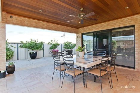 Property photo of 10 Sinagra Way Yangebup WA 6164