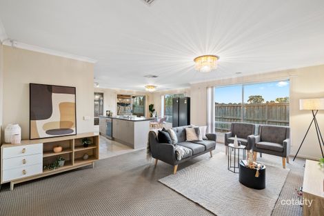 Property photo of 2 Tiarne Crescent Hampton Park VIC 3976