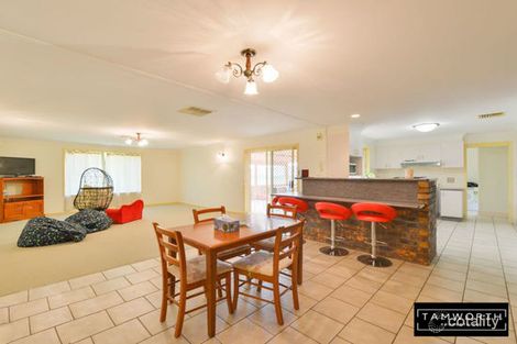 Property photo of 58 Greg Norman Drive Hillvue NSW 2340