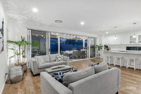 Property photo of 11 Howard Street Oxley QLD 4075