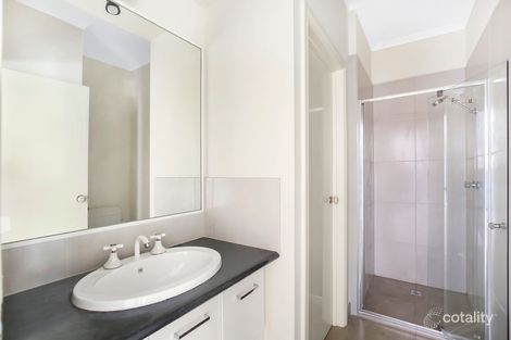 Property photo of 8 Blau Street Bundoora VIC 3083