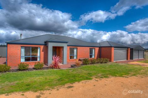 Property photo of 36 Taemore Close Haddon VIC 3351