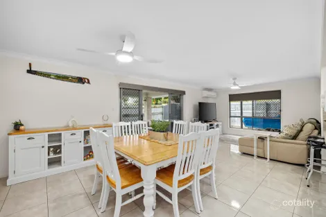 Property photo of 1/261 Main Street Redland Bay QLD 4165